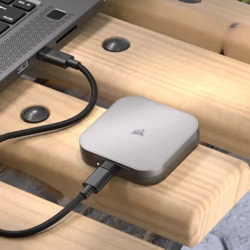 Corsair EX400U 1TB USB4 MagSafe Portable SSD